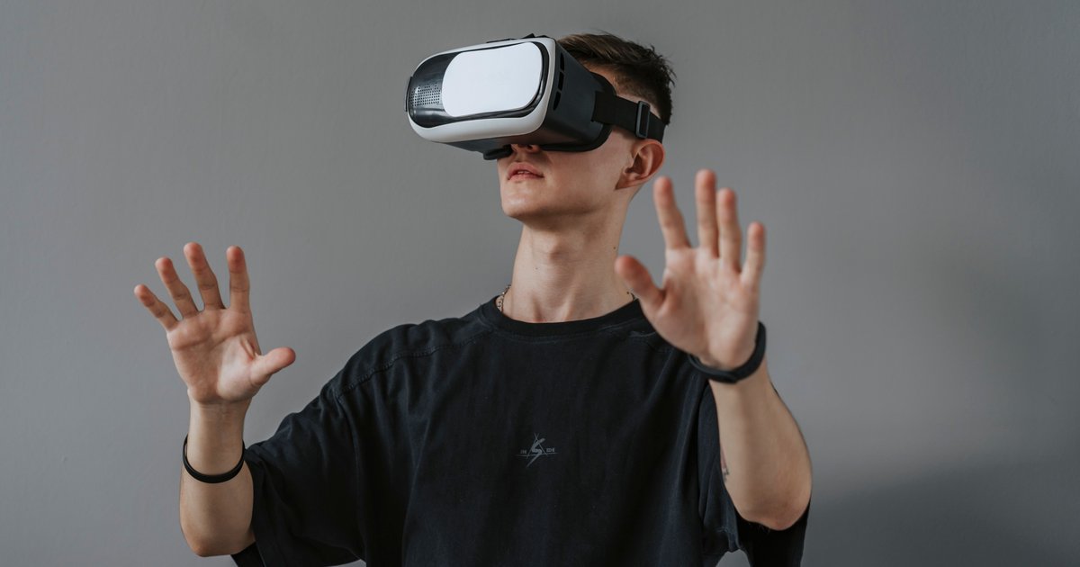 Augmented reality glasses: okulary AR