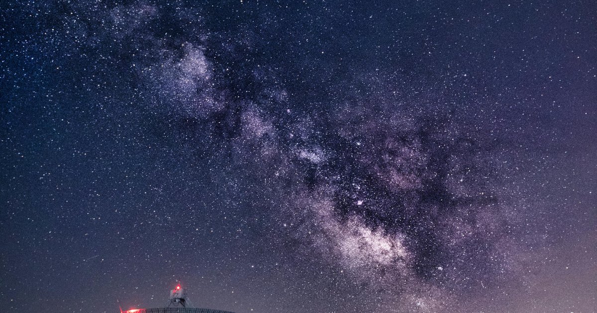 Satelity Starlink - jak technologie kosmiczne zmieniają internet
